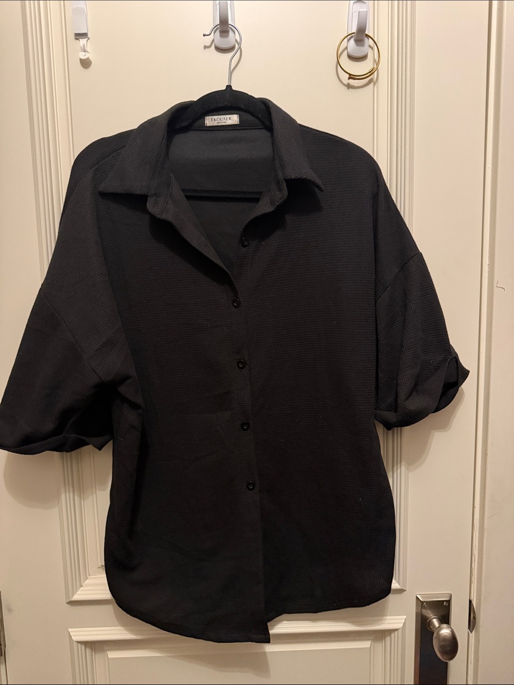 Ekouaer Black Top with Crew Neck